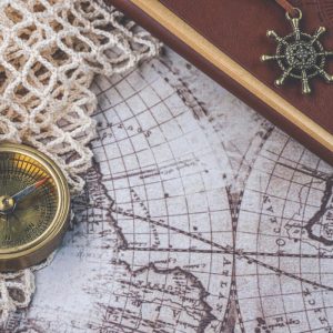 gold-silver-round-analog-watch-photo